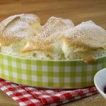 Rezept Salzburger Nockerl in karierter Auflaufform, Rezpet