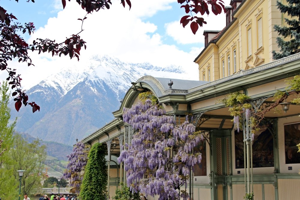 Was sollte man in Südtirol gemacht haben? Einen Tag über Merans Promenaden bummeln