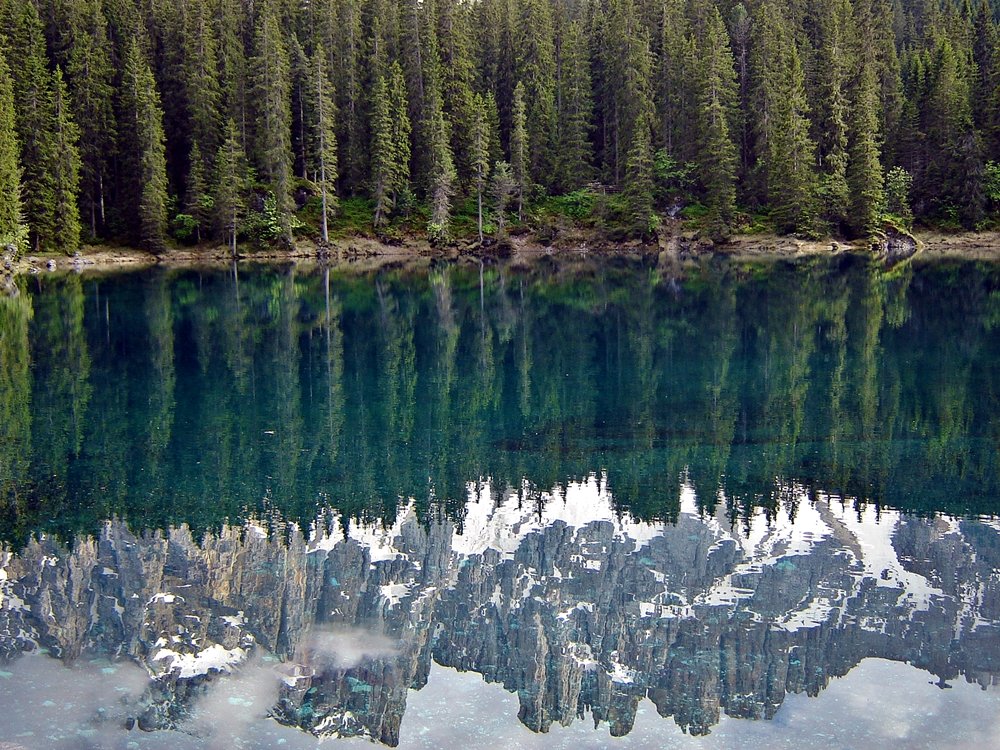 Was sollte man in Südtirol gemacht haben? den Karersee besuchen